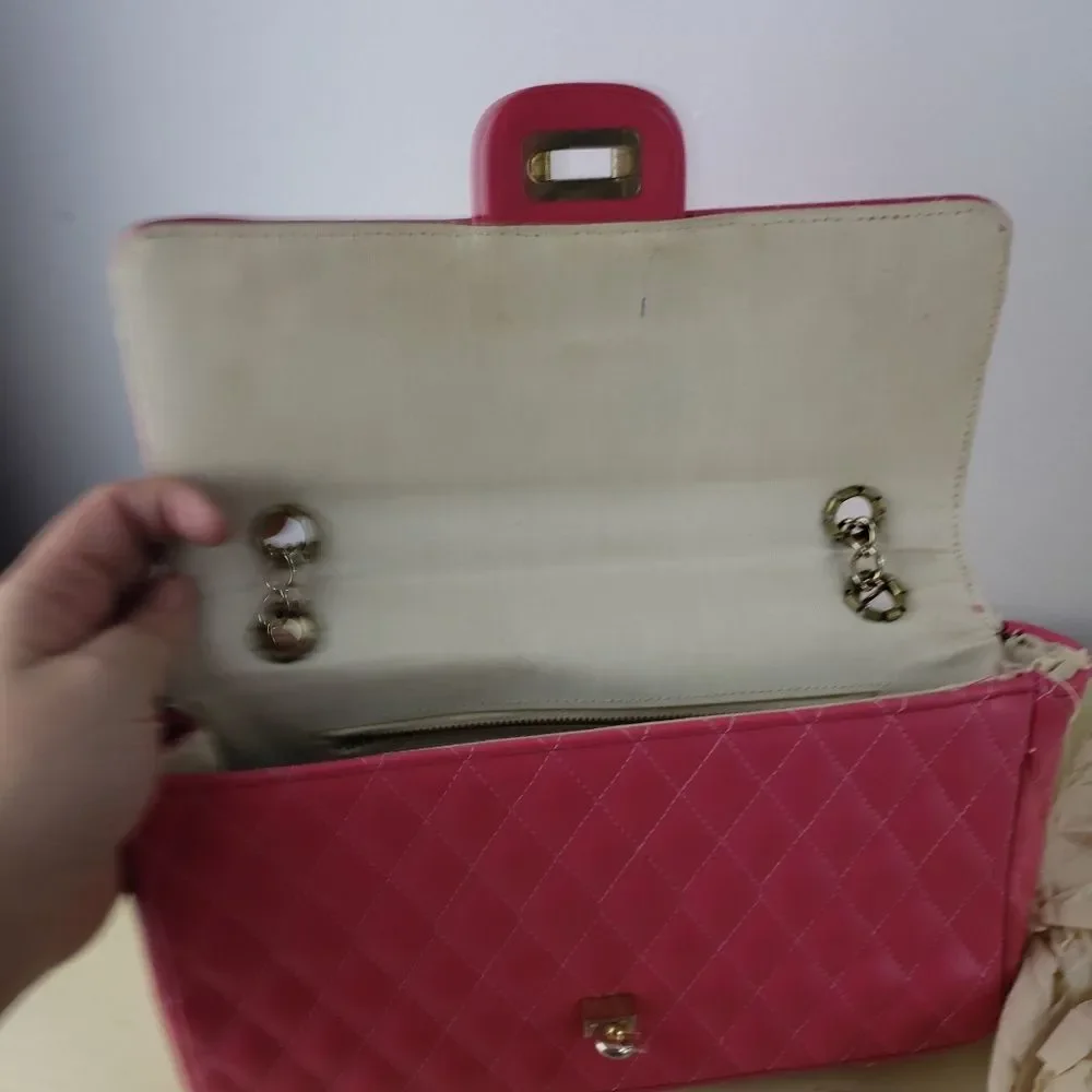 Women's Vintage Barbie Pink Quilted Golden Chain Bag - Picture 10 of 14